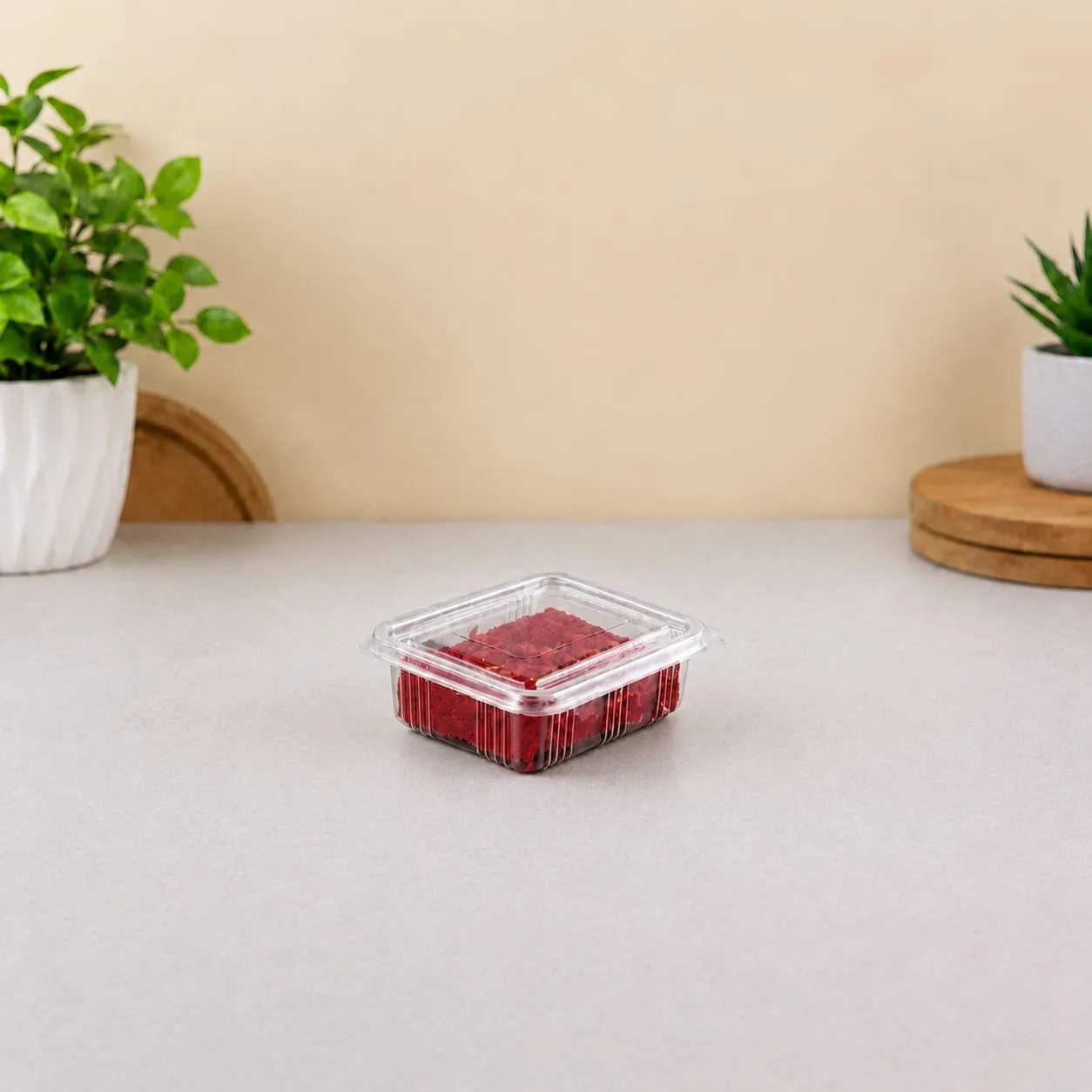 PET Brownie Hinged Box, code 1415, holding jelly